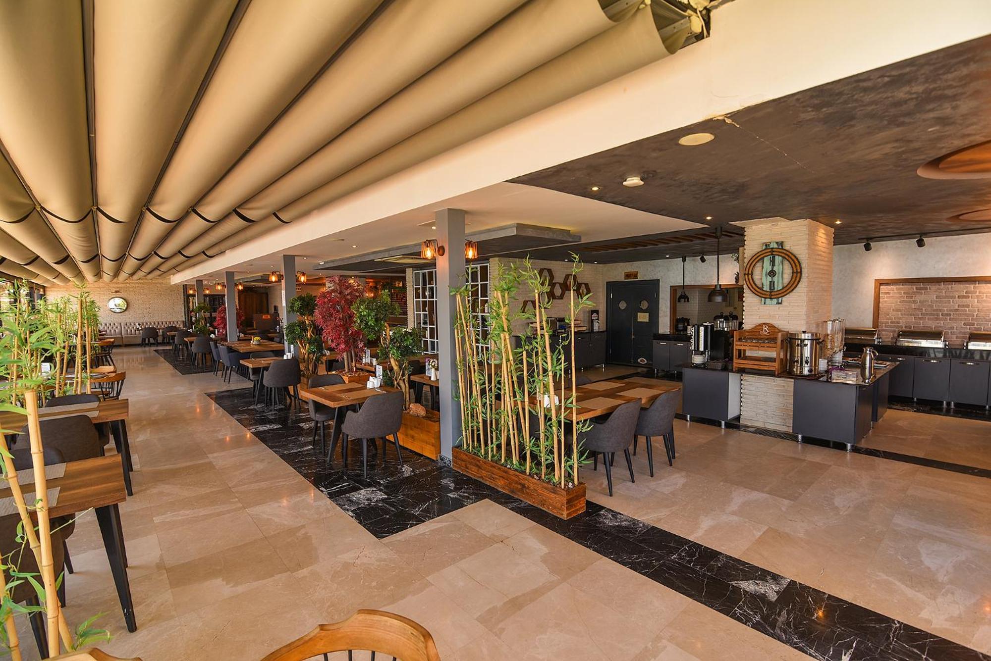 Royal Comfort Hotel Araklı Extérieur photo