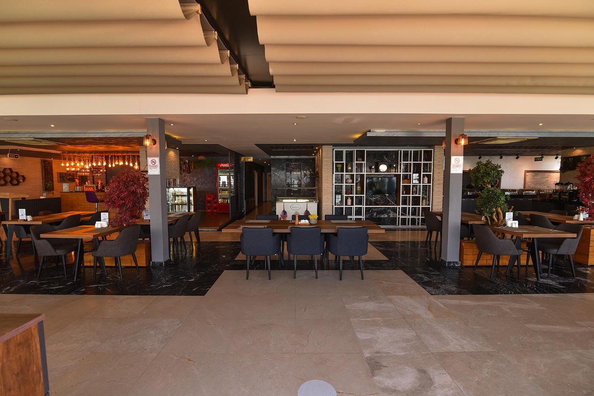 Royal Comfort Hotel Araklı Extérieur photo